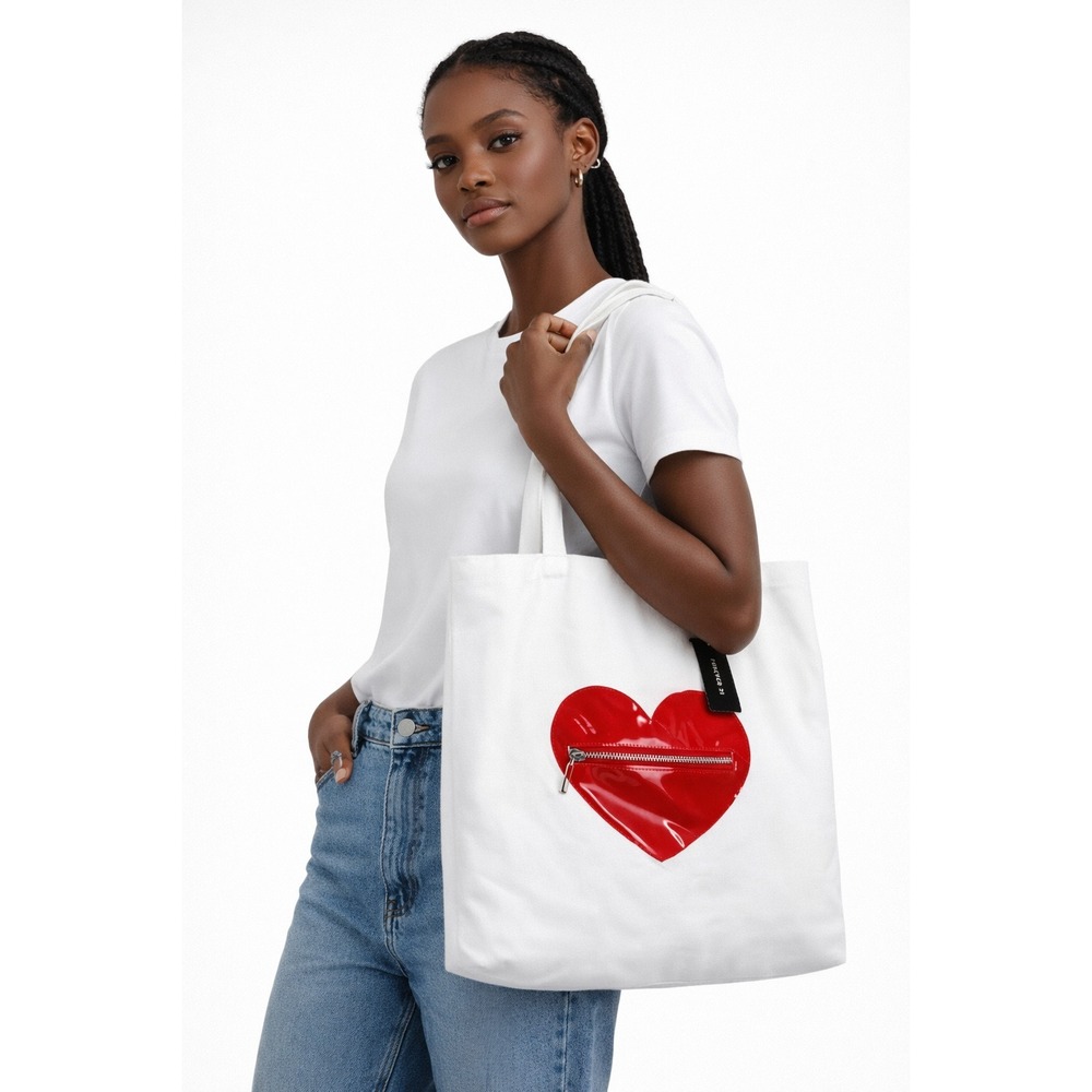 Forever 21 Faux Leather Heart Tote